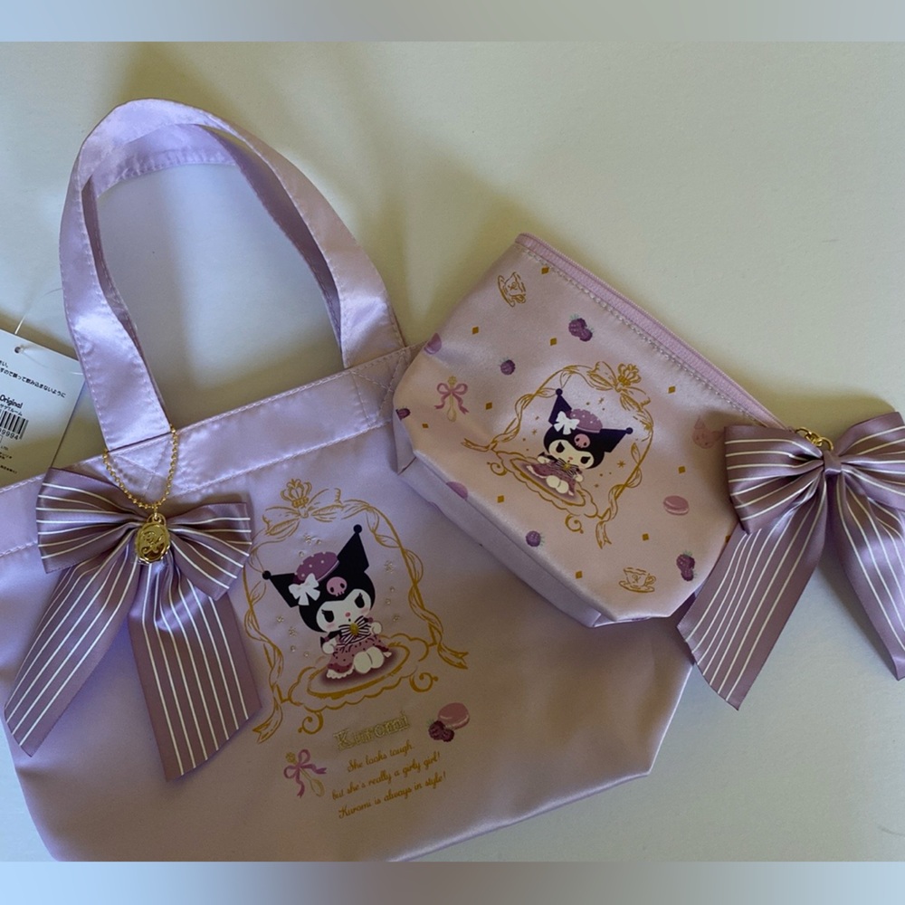 NWT Sanrio Kuromi handbag with matching cosmetic bag